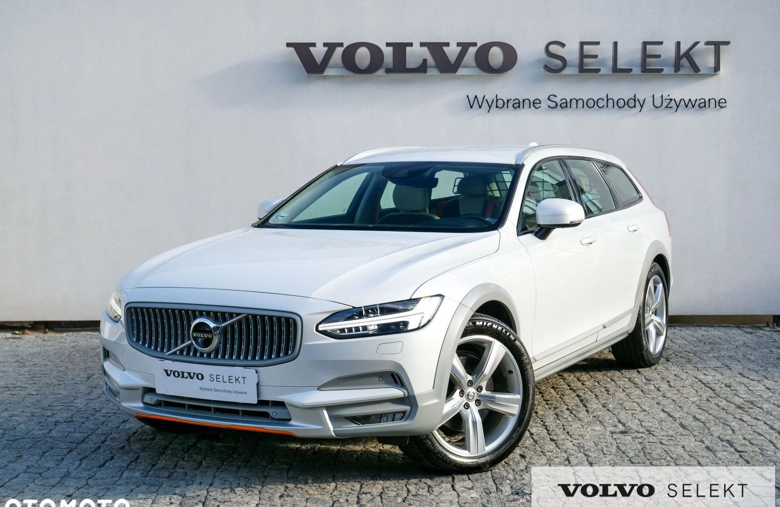 volvo gąbin Volvo V90 Cross Country cena 152900 przebieg: 131120, rok produkcji 2018 z Gąbin